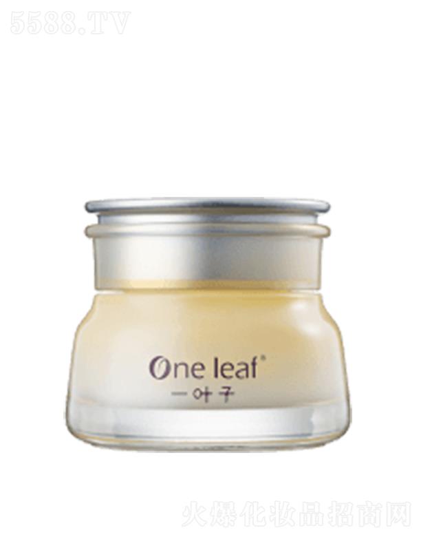 �Ϻ��������yƷ�ɷ����޹�˾��һ�~��ѩ��ˮ���������B(y��ng)˪