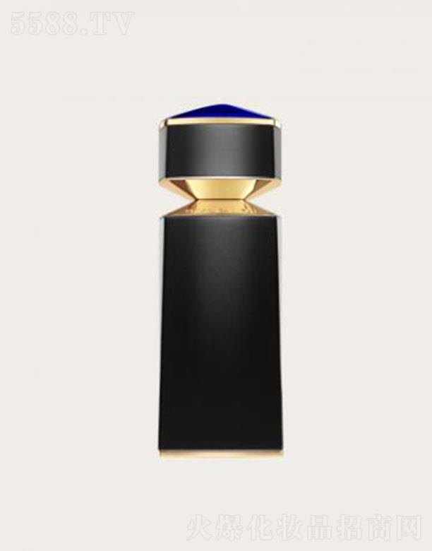 �������̘I(y��)(�Ϻ�)���޹�˾��LE GEMMEϵ�� GYAN���{��ʯ��ʿ��ˮ 100 ML