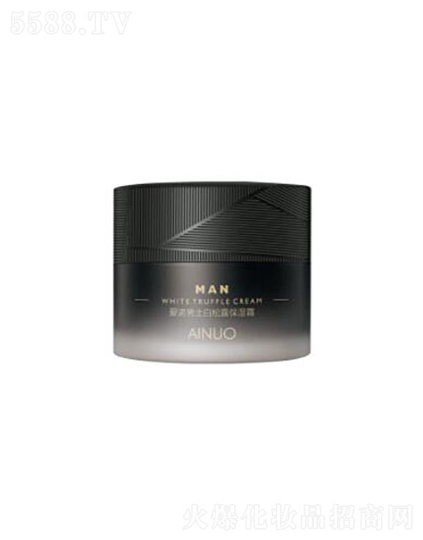 �Ռ��мΌ����û������޹�˾�����Z��ʿ����¶����˪