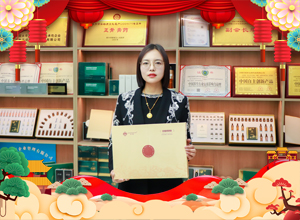 һ�R��(d��ng)�Ȅ�(chu��ng)��I(y��)���f�R���v�V��ƪ����ů�ף����R�꼪�飬ǰ�����\��