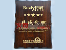 �^(q��)������C