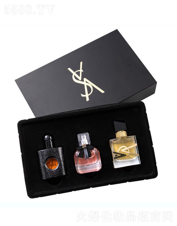 ���đ���Ůʿ��ˮ������Ӱ������