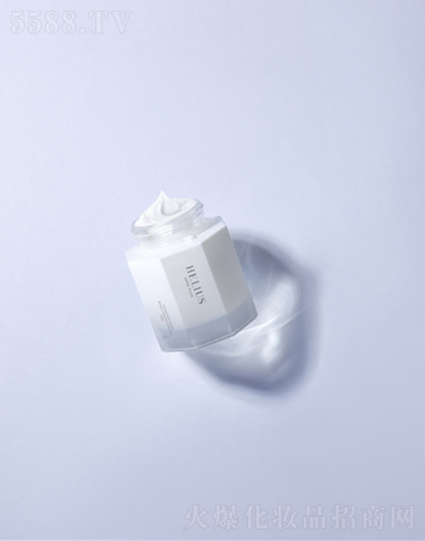 HELIUS�@�����w���A˪