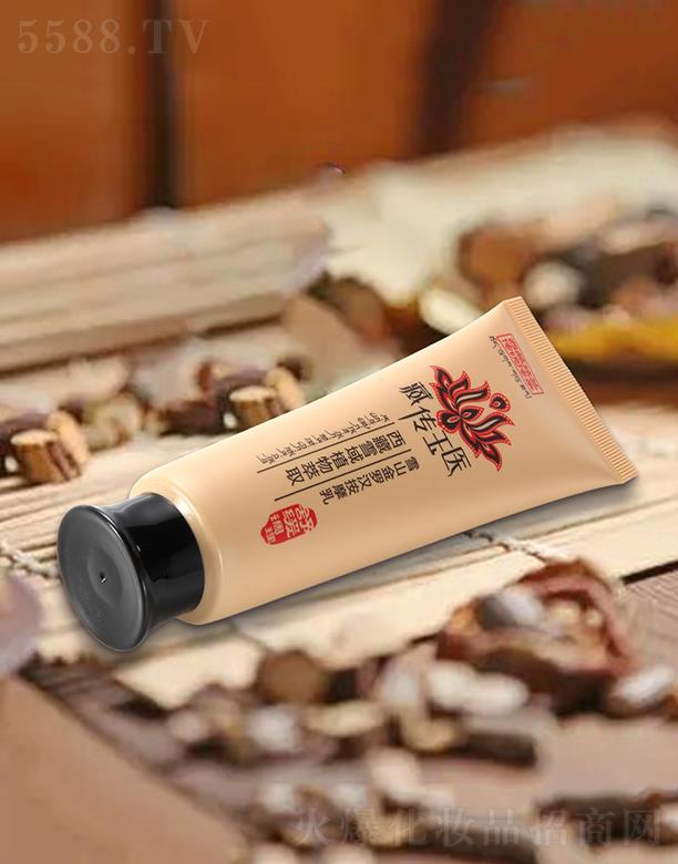 �؂����t(y��)ѩɽ���_�h��Ħ�� ��ů���o�{(di��o)��