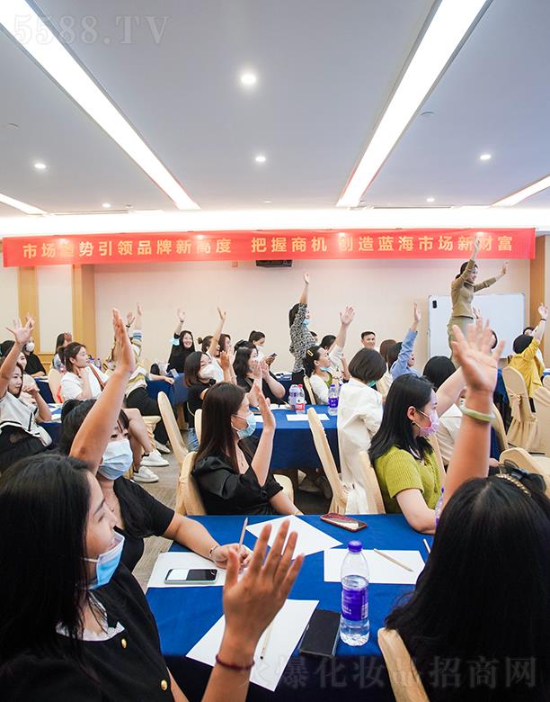 ʩ���RϴĘ�ɕ��h�F(xi��n)���ɆT������ߝq