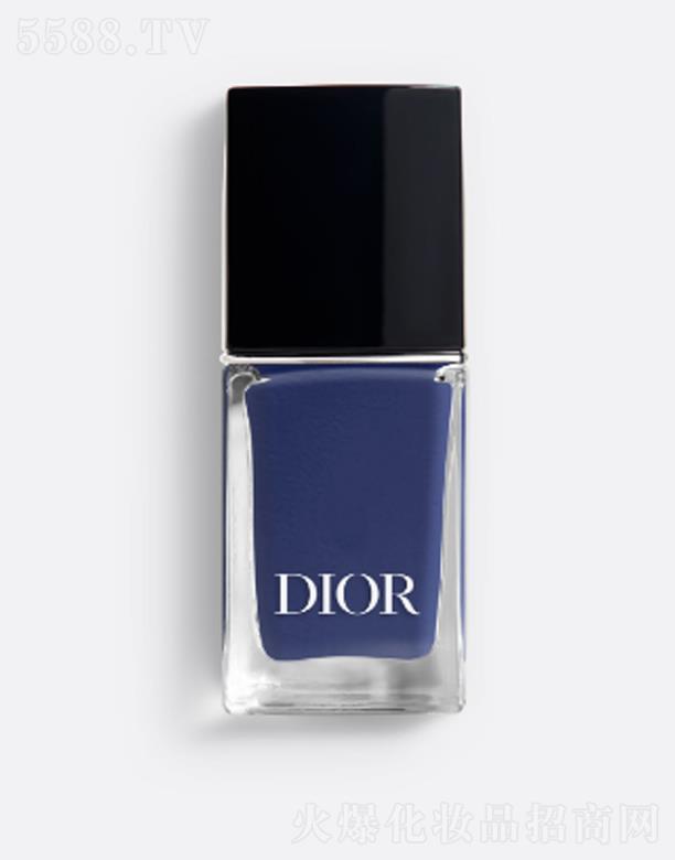 �ϊW����796 �{ɫ����