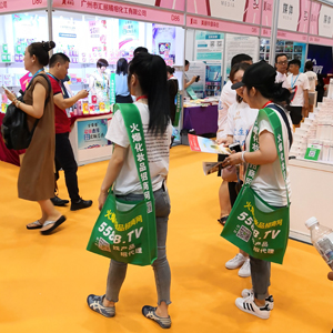 ���˵Ĉ�(ji��n)����͸¶�o�F����