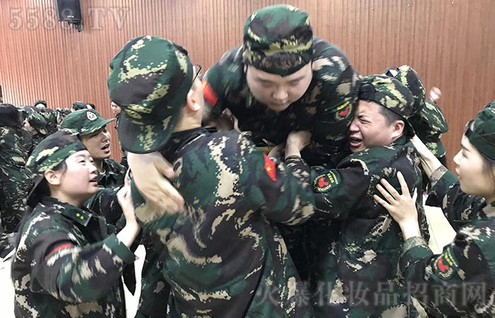 ����̎̎���n�ã��۲��옷����