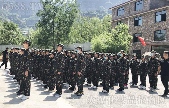 �ƵZǰ�У���������