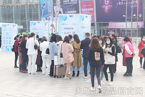 ����ʢ�����س��������44�óɶ����I(y��)���[��ʢ���_Ļ