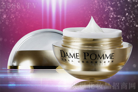 蘋果夫人紅血絲深養(yǎng)修復霜 蘋果夫人紅血絲深養(yǎng)修復霜