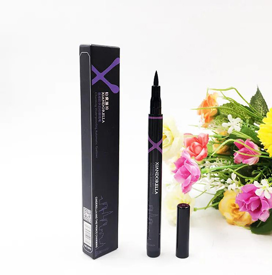 魅惑防水自動(dòng)眼線(xiàn)筆 魅惑防水自動(dòng)眼線(xiàn)筆
