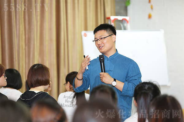 �����y�����������ף�