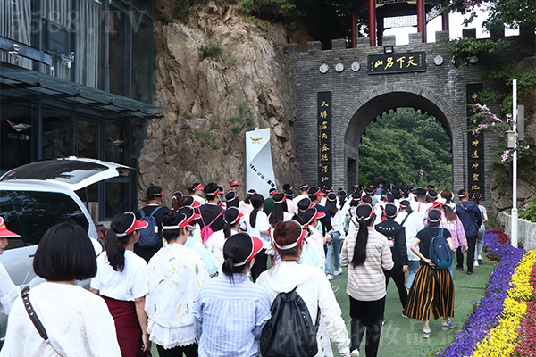 �Ͼ�ɽ��Ԋ�箋��Ŀ֮����������