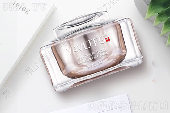 �����-�\�~���u���A˪