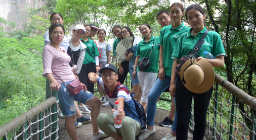 ����Ę�Ȥ����׷������һ������һ�ӵ��ഺ��