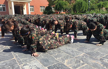 Ӣ���Sˬ���]�гC��������ֻ�Јԏ���