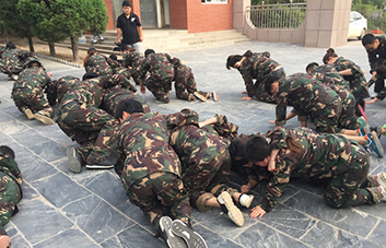 ����һ��һ��������Щ���Ӳ�����