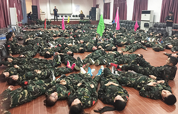 ���������ԗ�����Խ������