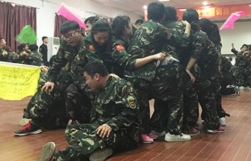 ��Խ��������Խ�������Գ֕�����ϣ�����F�Y������������