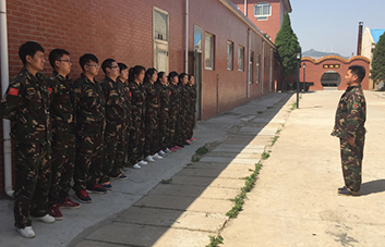 ����������һ���x�����㶼Ҫ�ٷְوԳ���