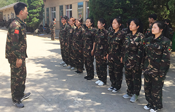 �I�����ǈF꠵ĺ�����һ��һ�ж��Ǳ�����