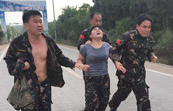 15����ͽ��ĥ�Z���𱬾W(w��ng)�T�;�Ӣ�F����O����