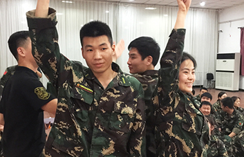 �\�I�ᢷ��ɛQ��ǧ��������ؠ��������A������